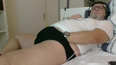 Snapshot of luley58 chatting on February 13, 6:30 am luley58 online show from February 13, 6:30 am