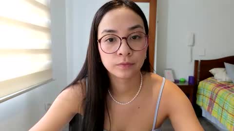 Luli online show from April 6, 1:12 pm