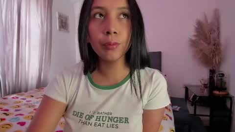 lulu10541697 online show from March 19, 1:15 pm