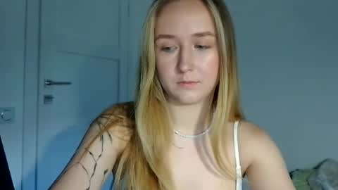 Snapshot of lulu_baby1 chatting on May 30, 1:08 pm Lulu Baby18 online show from May 30, 1:08 pm