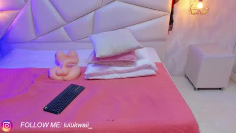 Snapshot of lulu_kawai chatting on October 18, 8:20 pm lulu online show from October 18, 8:20 pm