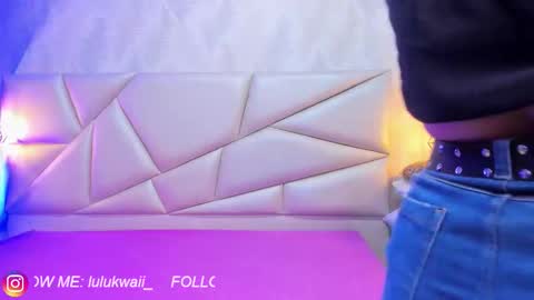 Snapshot of lulu_kawai chatting on December 15, 8:02 pm lulu online show from December 15, 8:02 pm