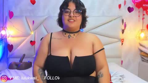 Snapshot of lulu_kawai chatting on February 19, 7:21 pm lulu online show from February 19, 7:21 pm