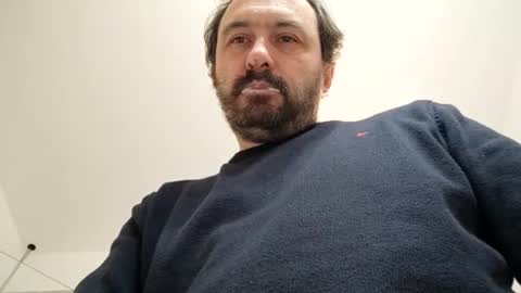 Snapshot of luluberlu042 chatting on January 24, 1:03 am Ludo online show from January 24, 1:03 am