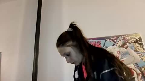 LuluLemons online show from March 25, 1:17 pm