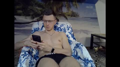 Andrew independent model 2000-0000 CET daily online show from January 17, 9:51 pm