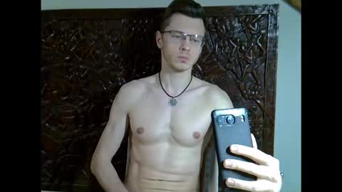 Andrew independent model 2000-0000 CET daily online show from February 16, 9:44 pm