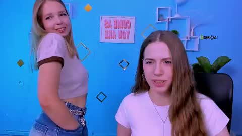 Sweet Lumi online show from June 18, 8:14 am