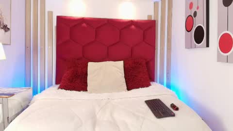 Lumier  online show from April 12, 8:14 pm