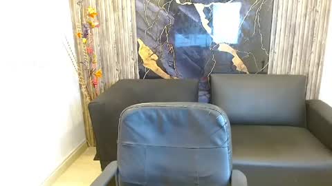 luna253951 online show from May 13, 10:17 pm
