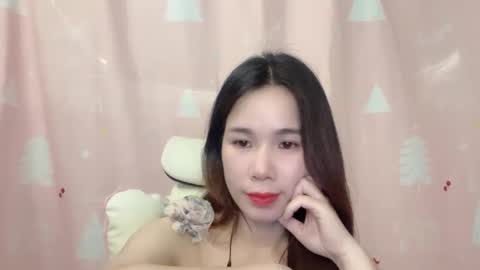 Snapshot of luna4739 chatting on June 8, 10:54 pm Luna online show from June 8, 10:54 pm