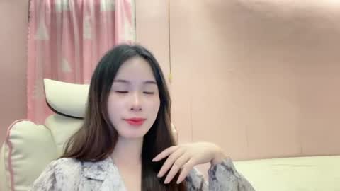 Snapshot of luna4739 chatting on July 18, 6:23 pm Luna online show from July 18, 6:23 pm