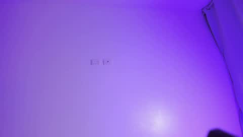 Luna  online show from April 14, 12:27 am