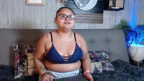 Luna online show from April 18, 2:43 pm