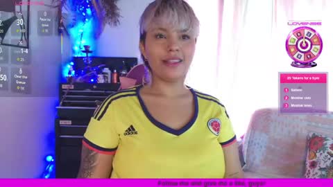 Snapshot of luna__cute chatting on April 25, 2:47 pm Luna online show from April 25, 2:47 pm