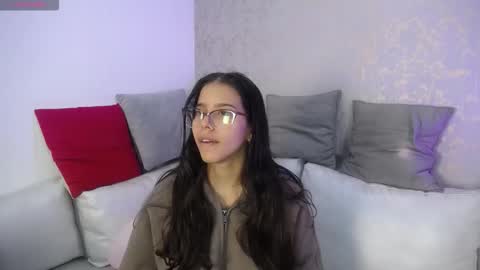 Luna And Titan  online show from February 4, 12:11 pm