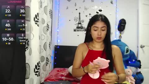 Luna charlotte95 online show from January 11, 2:49 am