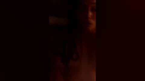 Snapshot of luna_cherri chatting on June 22, 2:02 am luna_cherri online show from June 22, 2:02 am