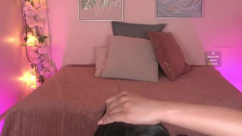 Lunita online show from April 13, 7:19 pm