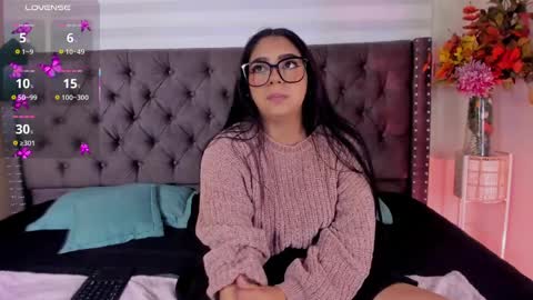 luna_cute14 online show from April 10, 8:57 pm