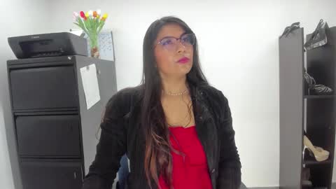 luna  online show from February 23, 11:18 am