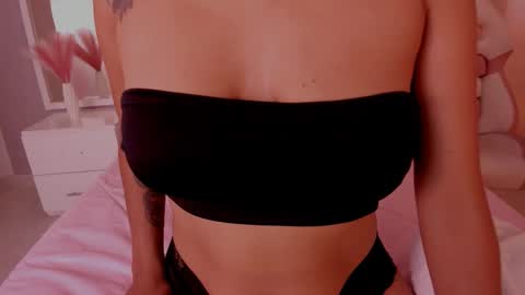 Snapshot of luna_hot_ass chatting on November 4, 7:35 pm luna_hot_ass online show from November 4, 7:35 pm