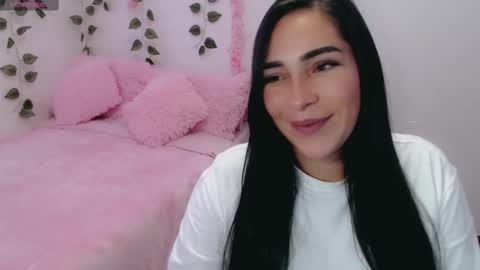 Snapshot of luna_lgomez chatting on March 1, 10:13 am luna online show from March 1, 10:13 am