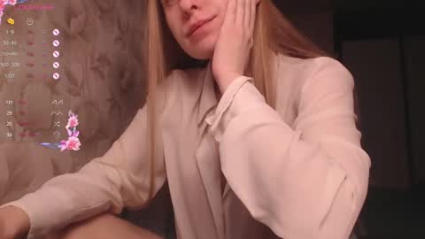 Luna online show from April 3, 12:36 pm