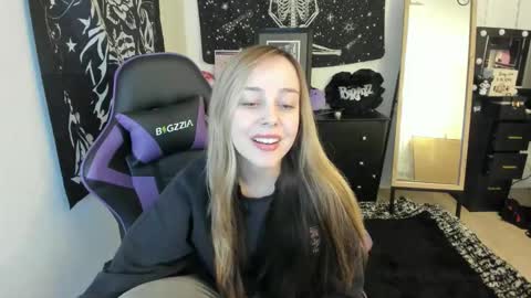 Luna online show from December 23, 4:10 am