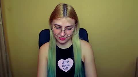 Luna online show from January 13, 11:30 am