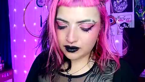 Snapshot of luna_ray420 chatting on February 3, 6:56 am MISS LUNA online show from February 3, 6:56 am