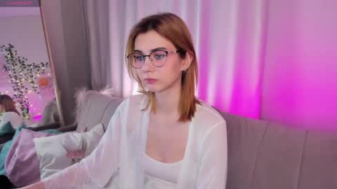 Luna online show from April 16, 11:00 am