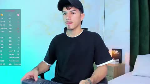 Luna Stanford online show from December 5, 7:54 pm