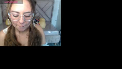 Live 1000pm 600am COLOMBIAN HOUR online show from November 12, 3:07 am