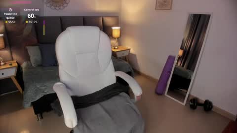 Luna online show from May 29, 12:58 pm