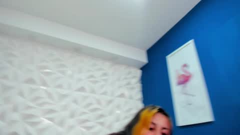 Luna  online show from April 15, 7:58 pm