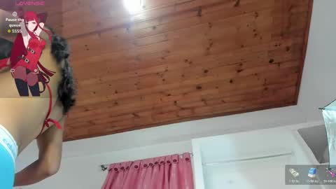 luna_velveth1 online show from April 8, 10:15 am