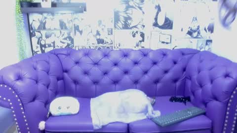 Luna Winston online show from January 8, 1:46 pm