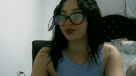 Snapshot of lunaa_sub chatting on January 23, 4:09 am lunaa_sub online show from January 23, 4:09 am