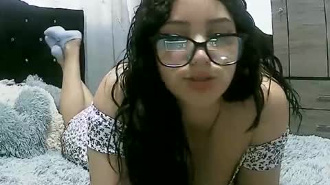 Snapshot of lunaa_sub chatting on January 24, 9:37 pm lunaa_sub online show from January 24, 9:37 pm