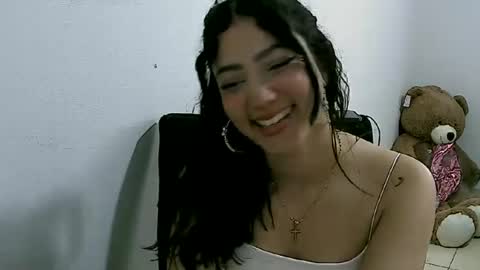 Snapshot of lunaa_sub chatting on February 28, 7:25 pm lunaa_sub online show from February 28, 7:25 pm