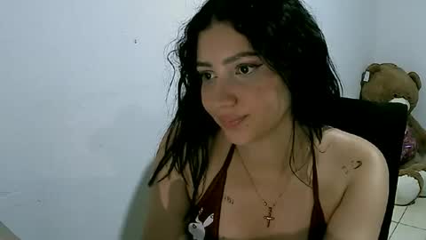 Snapshot of lunaa_sub chatting on March 1, 11:47 pm lunaa_sub online show from March 1, 11:47 pm