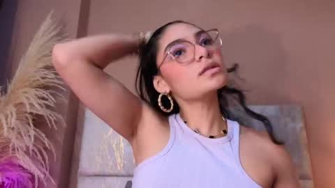 Luna Aspen online show from April 14, 6:14 pm