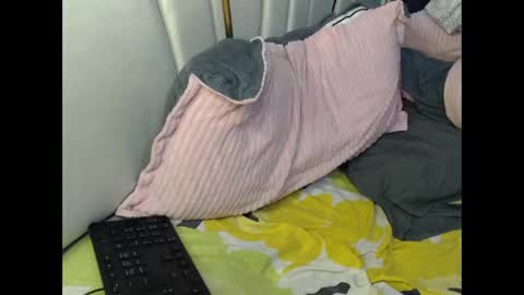 lunabloom01 online show from March 20, 3:00 am