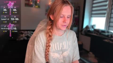 Britney online show from February 7, 6:50 am