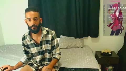 Luna  Daniel online show from April 17, 11:02 am