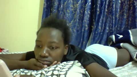 lunah_kitty online show from June 1, 6:48 am