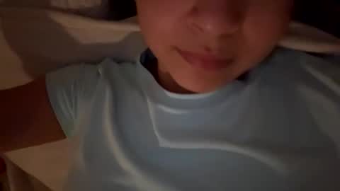 lunaloopzz online show from April 4, 3:38 am