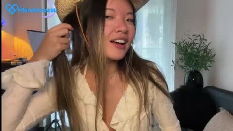 Luna online show from April 15, 1:34 am