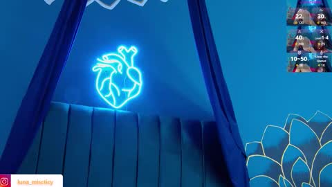 Snapshot of lunamistyc chatting on October 30, 7:36 pm Luna online show from October 30, 7:36 pm